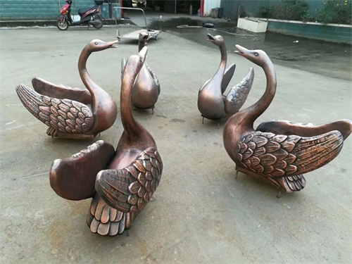 重庆雕塑多少钱-四叶草游乐设备