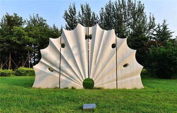 重庆城市景观雕塑安装-四叶草游乐设备